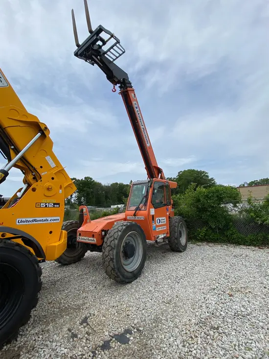 2016 SKYTRAK 6042 Forklift