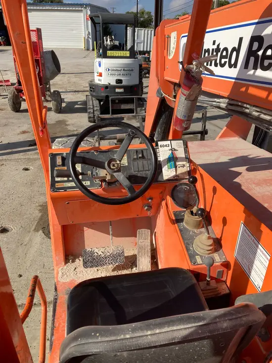 2015 SKYTRAK 6042 Forklift