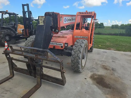 2016 SKYTRAK 8042 Forklift