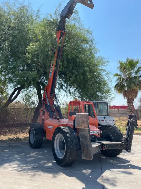 2017 SKYTRAK 10054 Forklift