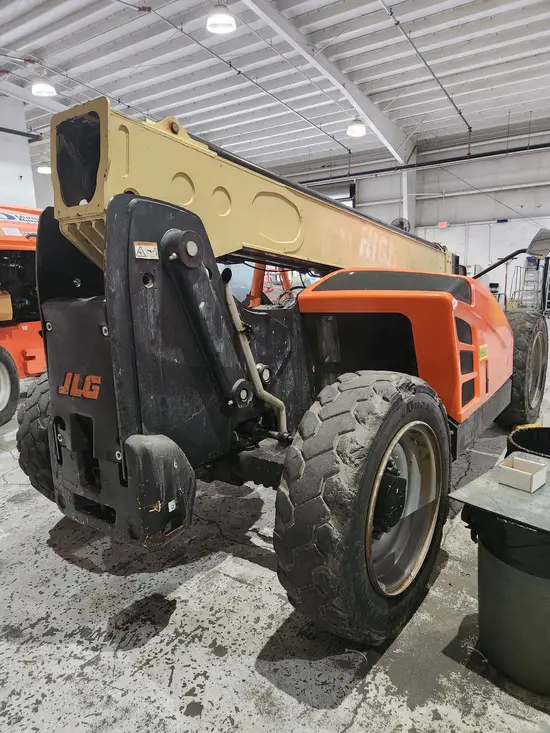 2017 JLG 642 Forklift
