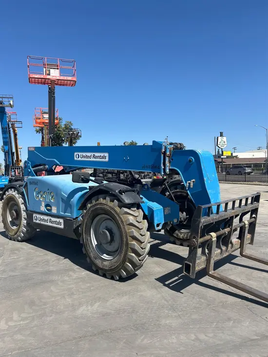 2015 Genie GTH-844 Forklift