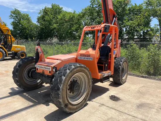 2017 SKYTRAK 8042 Forklift