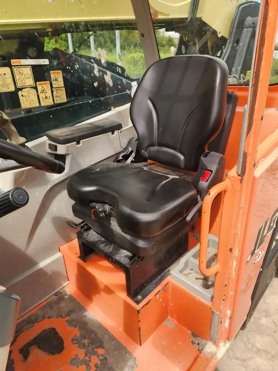 2016 JLG 642 Forklift
