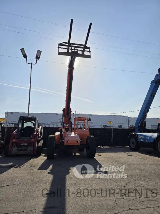 2016 SKYTRAK 6042 Forklift