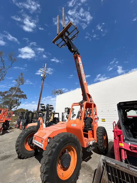 2017 SKYTRAK 6042 Forklift