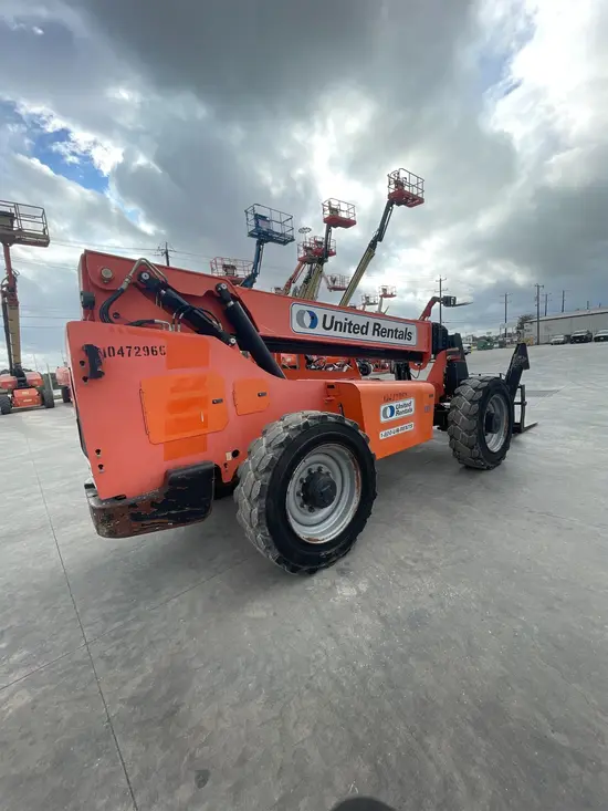 2016 SKYTRAK 10054 Forklift