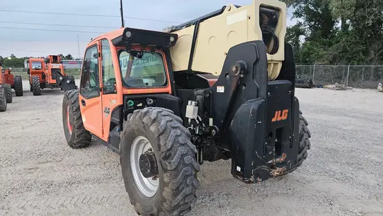 2018 JLG 1055 Forklift