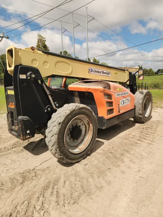 2016 JLG 642 Forklift