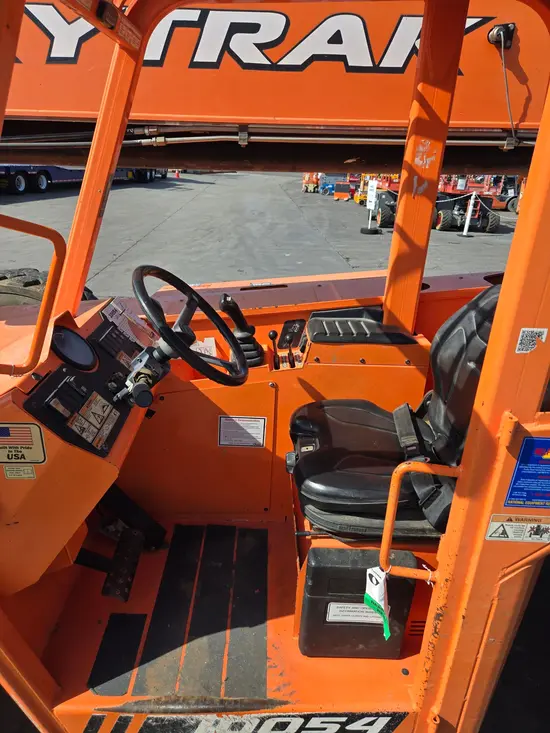2017 SKYTRAK 10054 Forklift