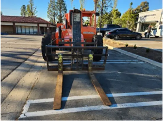 2016 SKYTRAK 6042 Forklift