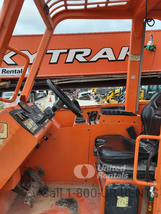 2018 SKYTRAK 10054 Forklift