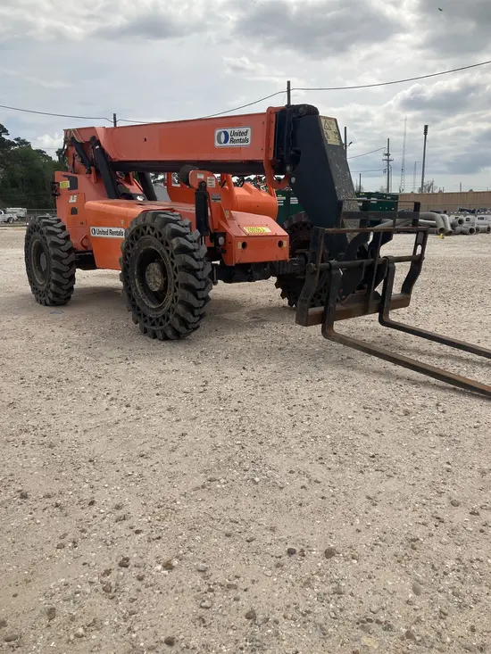2016 SKYTRAK 6042 Forklift