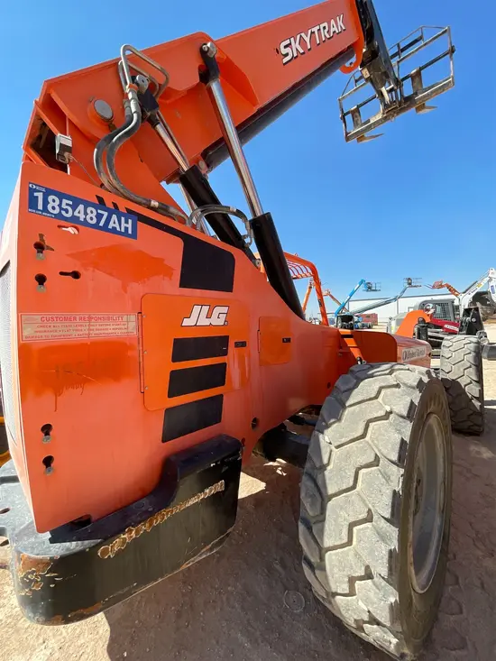 2017 SKYTRAK 10054 Forklift