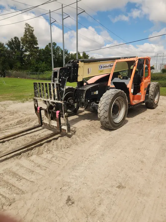 2016 JLG 642 Forklift