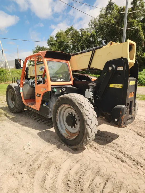 2016 JLG 642 Forklift