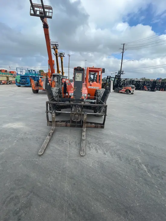 2016 SKYTRAK 10054 Forklift