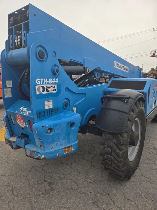 2015 Genie GTH-844 Forklift