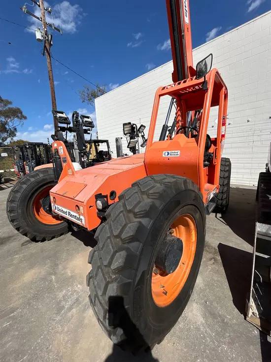 2017 SKYTRAK 6042 Forklift