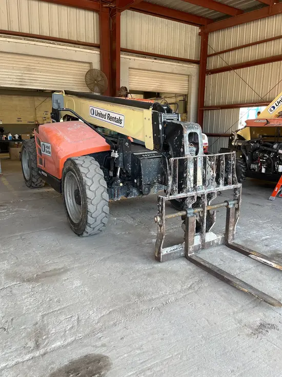 2016 JLG 642 Forklift