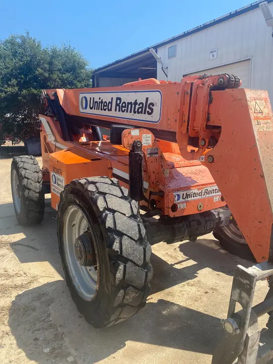 2014 SKYTRAK 8042 Forklift