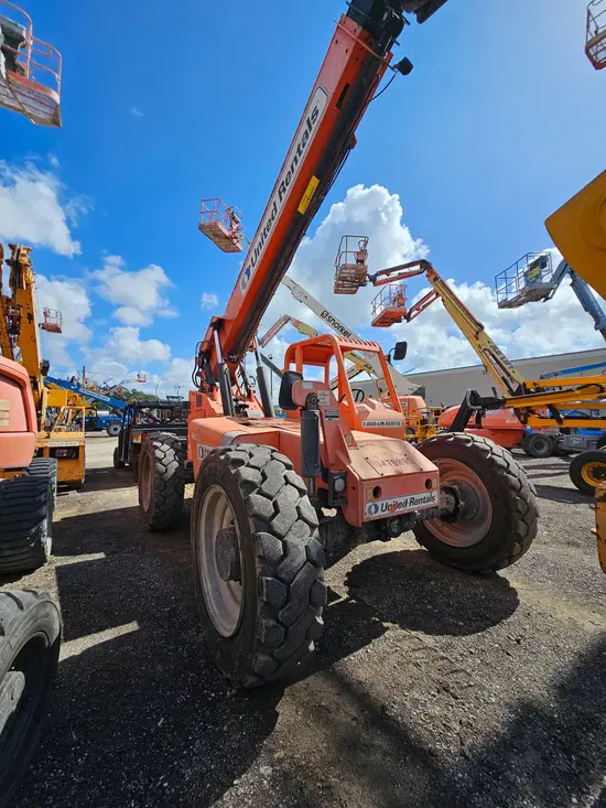 2016 SKYTRAK 6042 Forklift