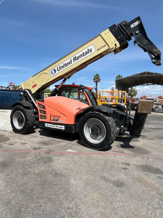 2018 JLG 1255 Forklift