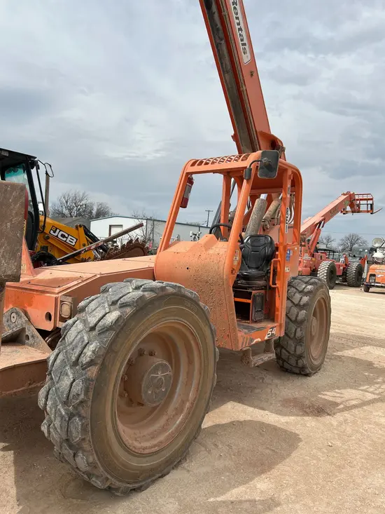 2017 SKYTRAK 10054 Forklift