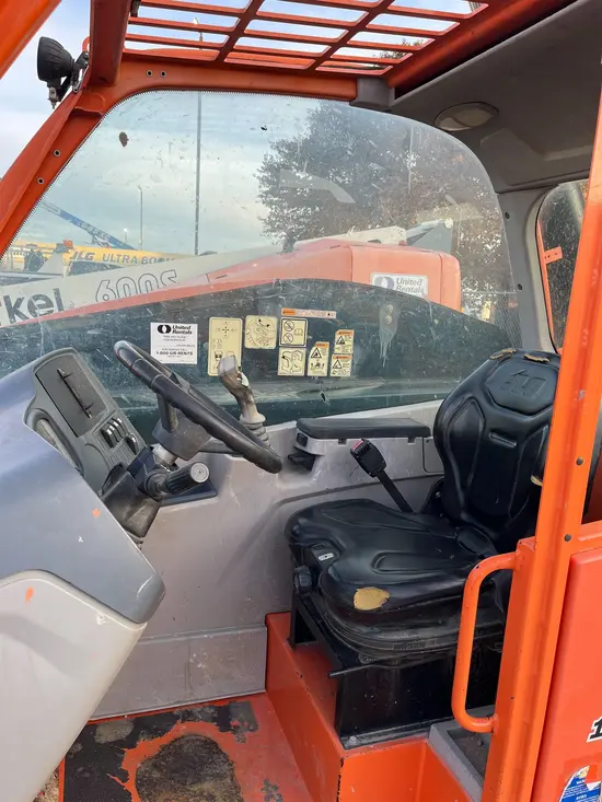 2016 JLG 1055 Forklift