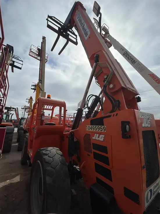 2016 SKYTRAK 6042 Forklift