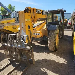 2017 JCB 507-42 Forklift