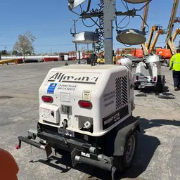 2017 Allmand NL5000 Portable Light Tower
